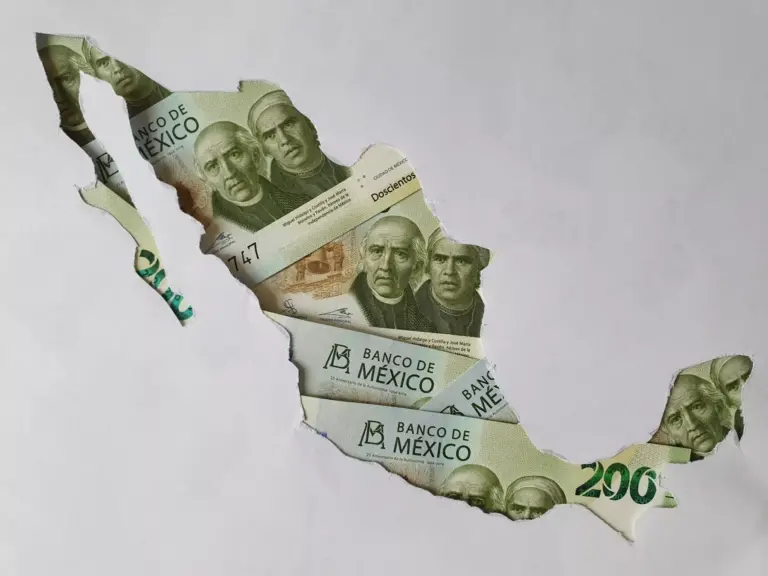 Los beneficios de las becas de estudios de economía en México