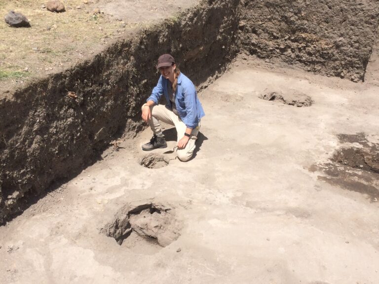 Becas para posgrado en arqueología en México: ¡Encuentra tu oportunidad!