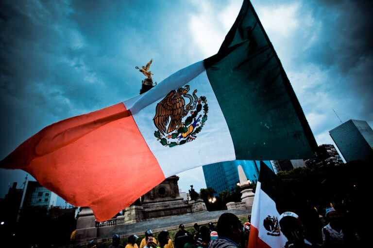 Selección de becas de estudios de filosofía en México